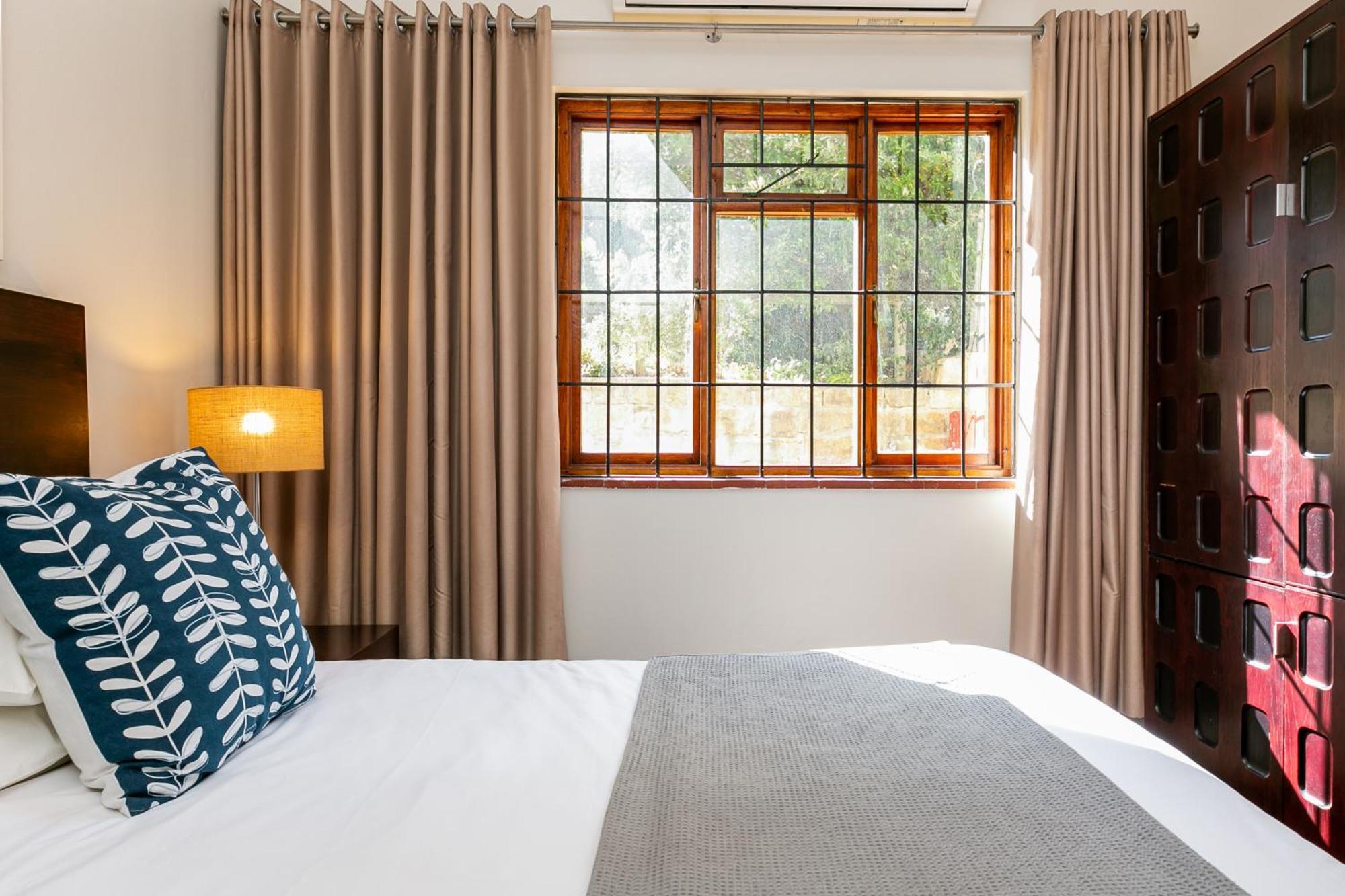 קייפטאון Camps Bay Village - Studios And Apartments חדר תמונה